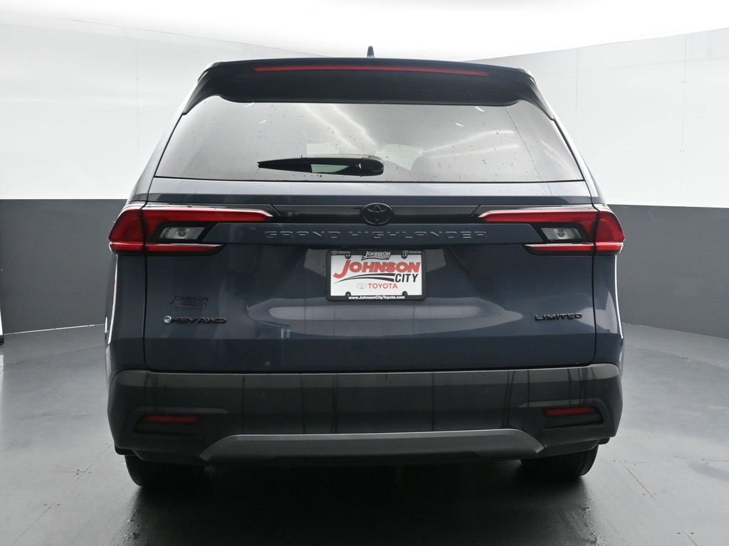 Used 2025 Toyota Grand Highlander AWD Hybrid image 7