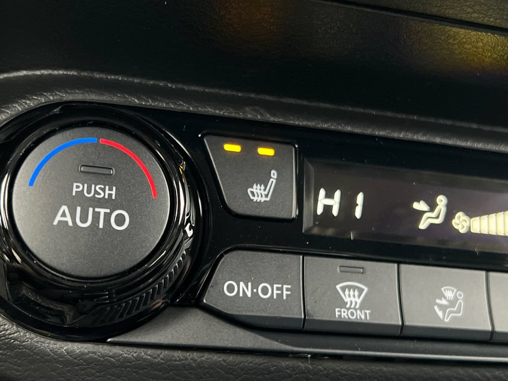 New 2026 Nissan Kicks SV w/ Cold Weather Package AWD/4WD image 28