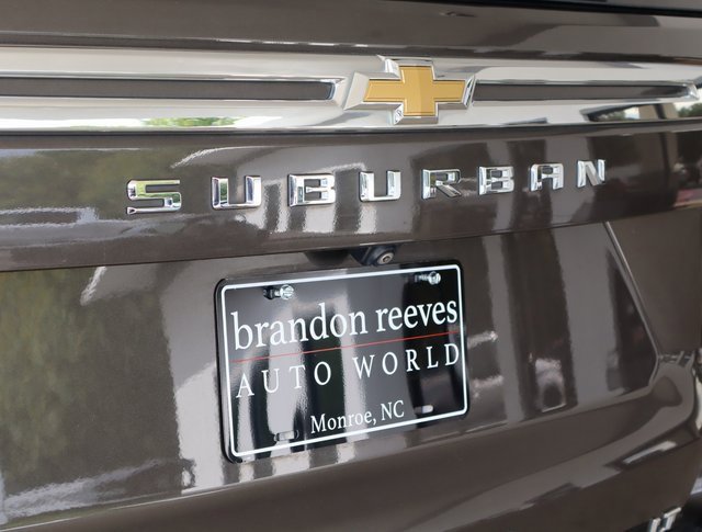 Used 2021 Chevrolet Suburban LT image 51