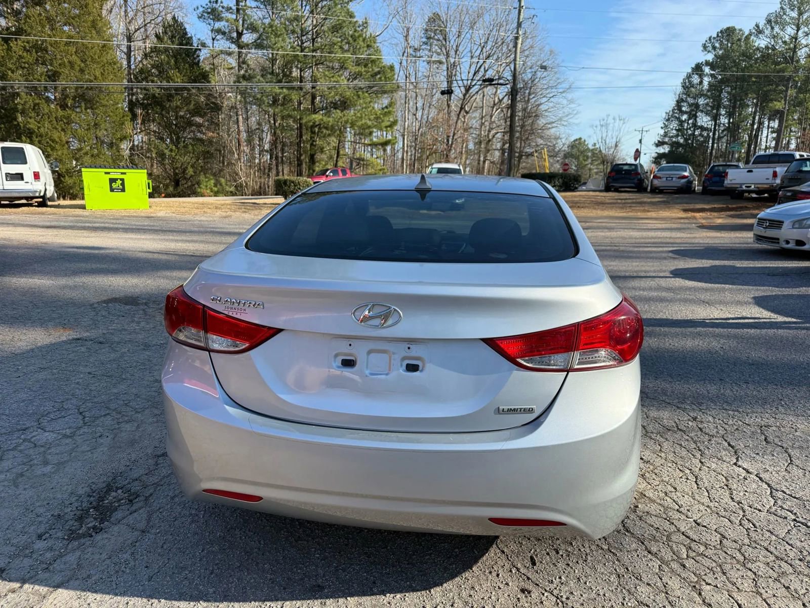 Used 2012 Hyundai Elantra Limited FWD image 5