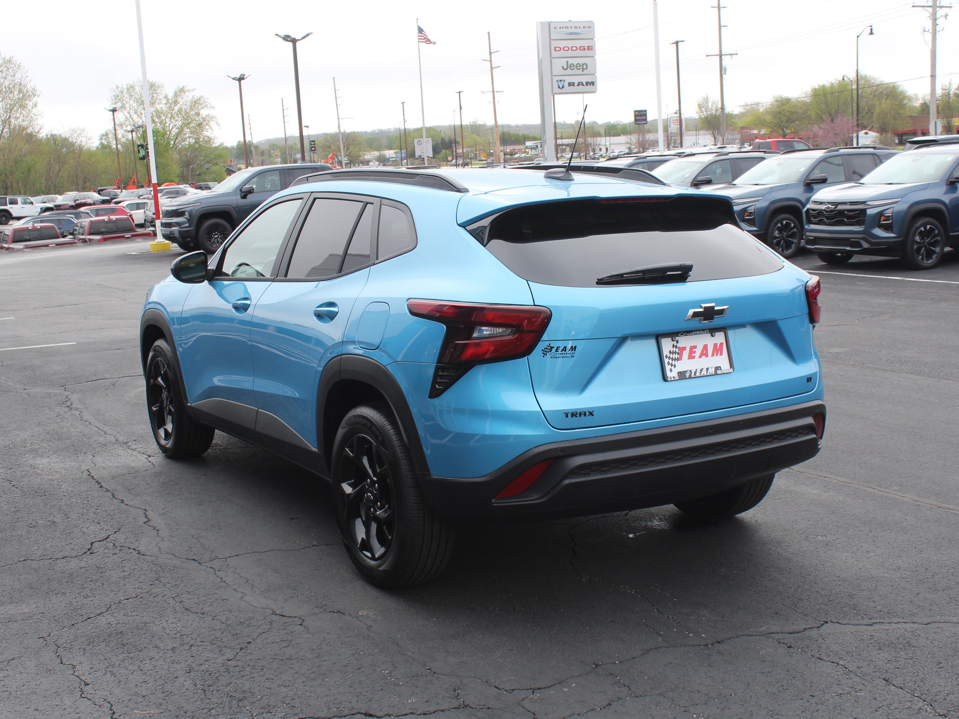 New 2026 Chevrolet Trax LT w/ Driver Confidence Package FWD image 5