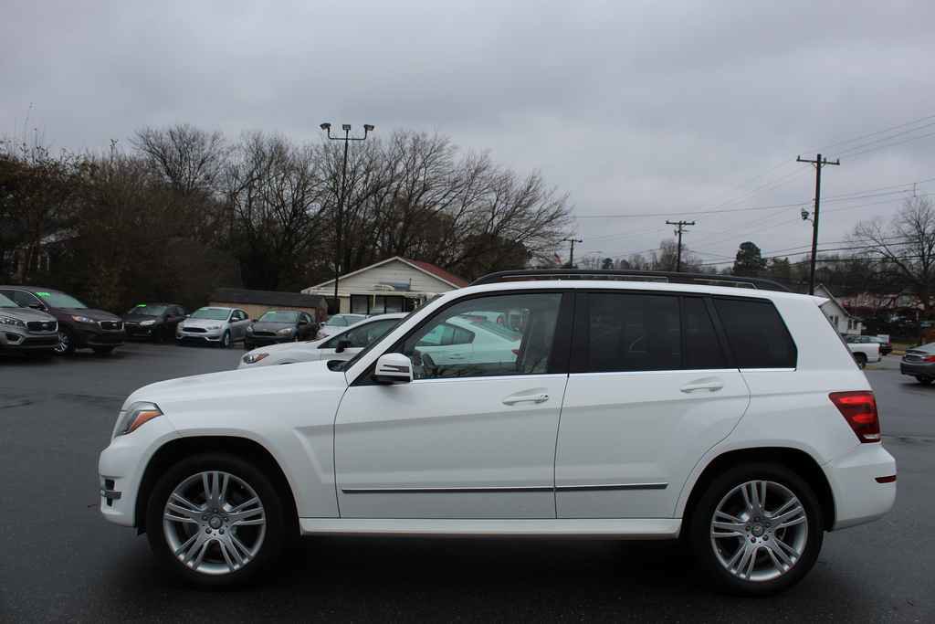 Used 2015 Mercedes-Benz GLK 350 2WD image 9