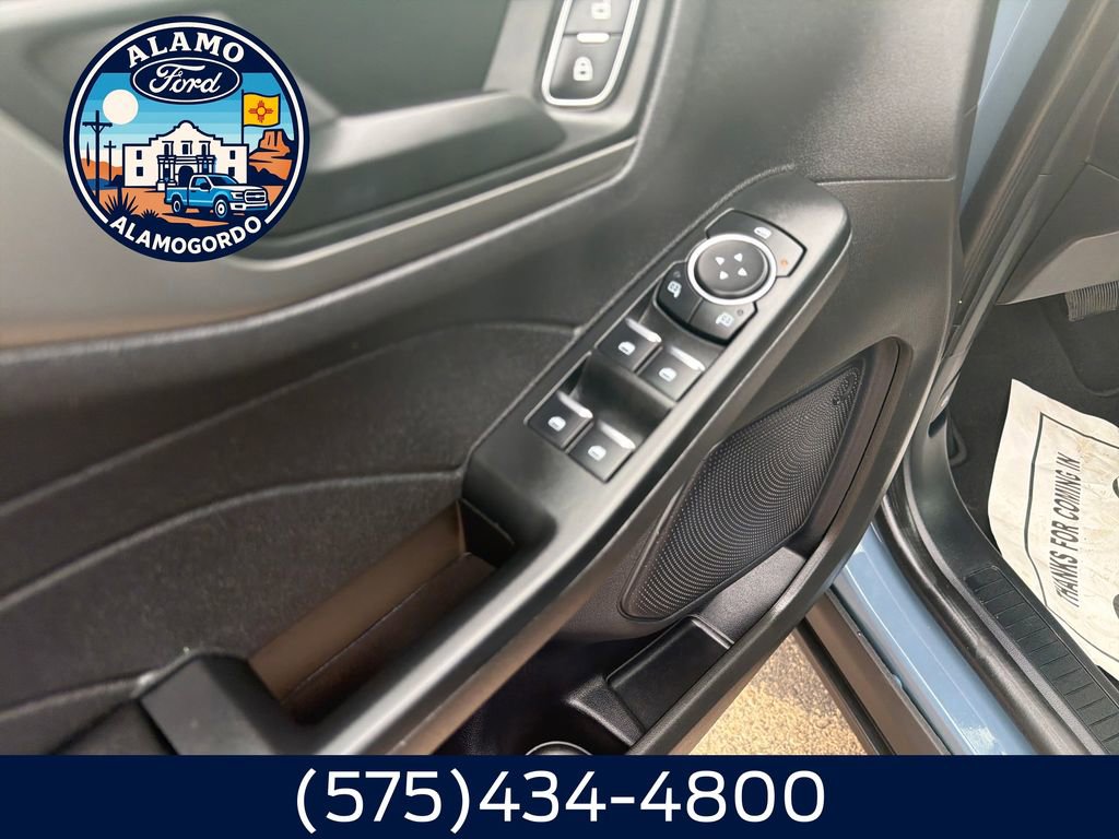 Used 2024 Ford Escape Active w/ Tech Pack #1 FWD image 11