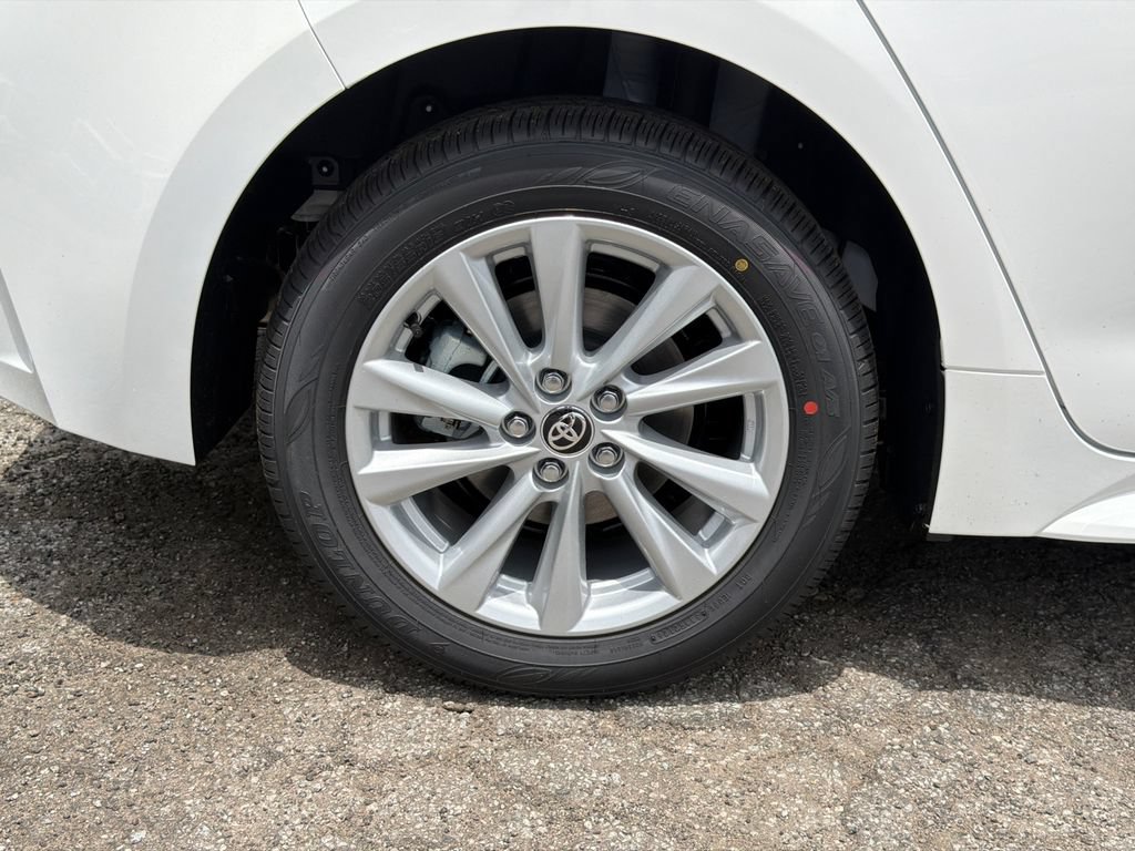 New 2026 Toyota Corolla SE FWD image 19