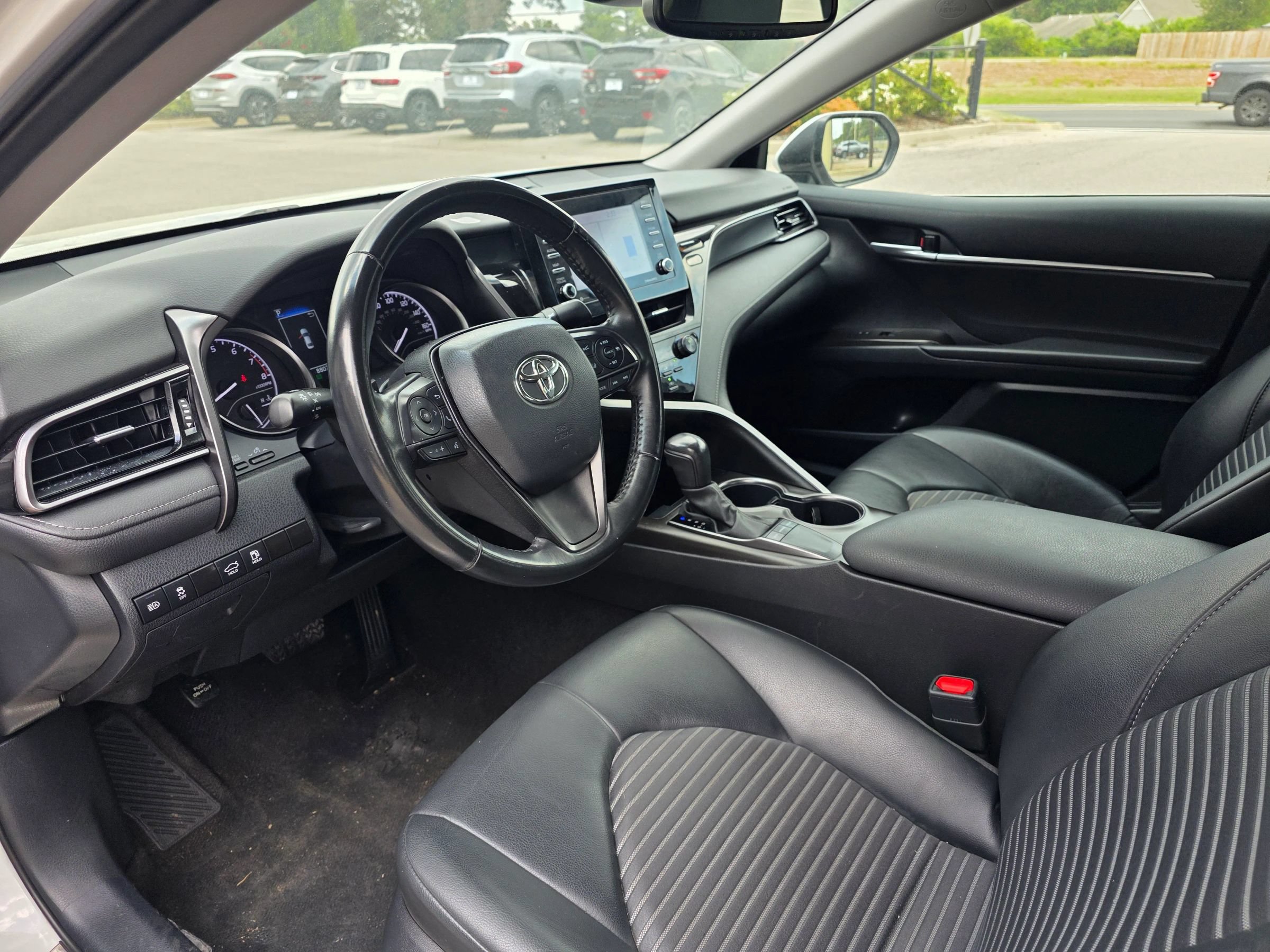 Used 2024 Toyota Camry SE w/ Convenience Package FWD image 13