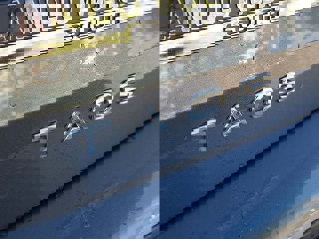 Certified 2023 Volkswagen Taos SE w/ Black Wheel Package FWD image 7