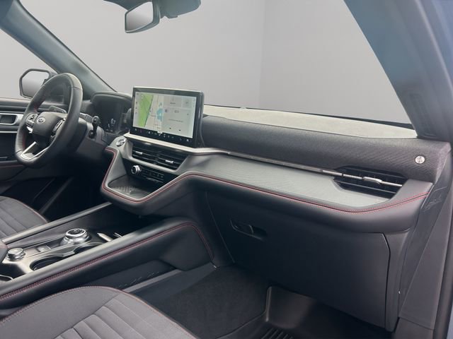 Used 2025 Ford Explorer ST-Line w/ Premium Package image 32