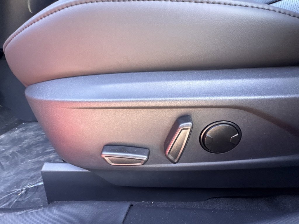 New 2025 Ford Mustang Mach-E Premium image 18