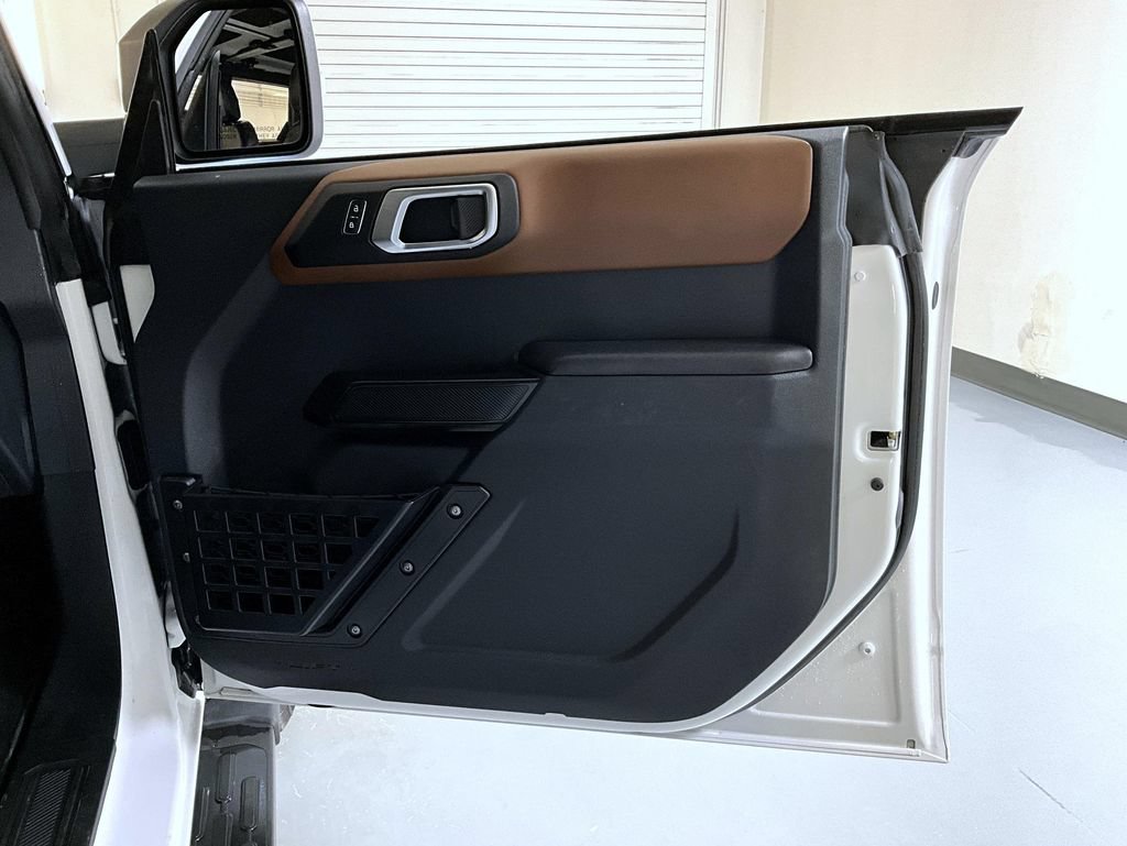 Used 2024 Ford Bronco Outer Banks AWD/4WD image 16