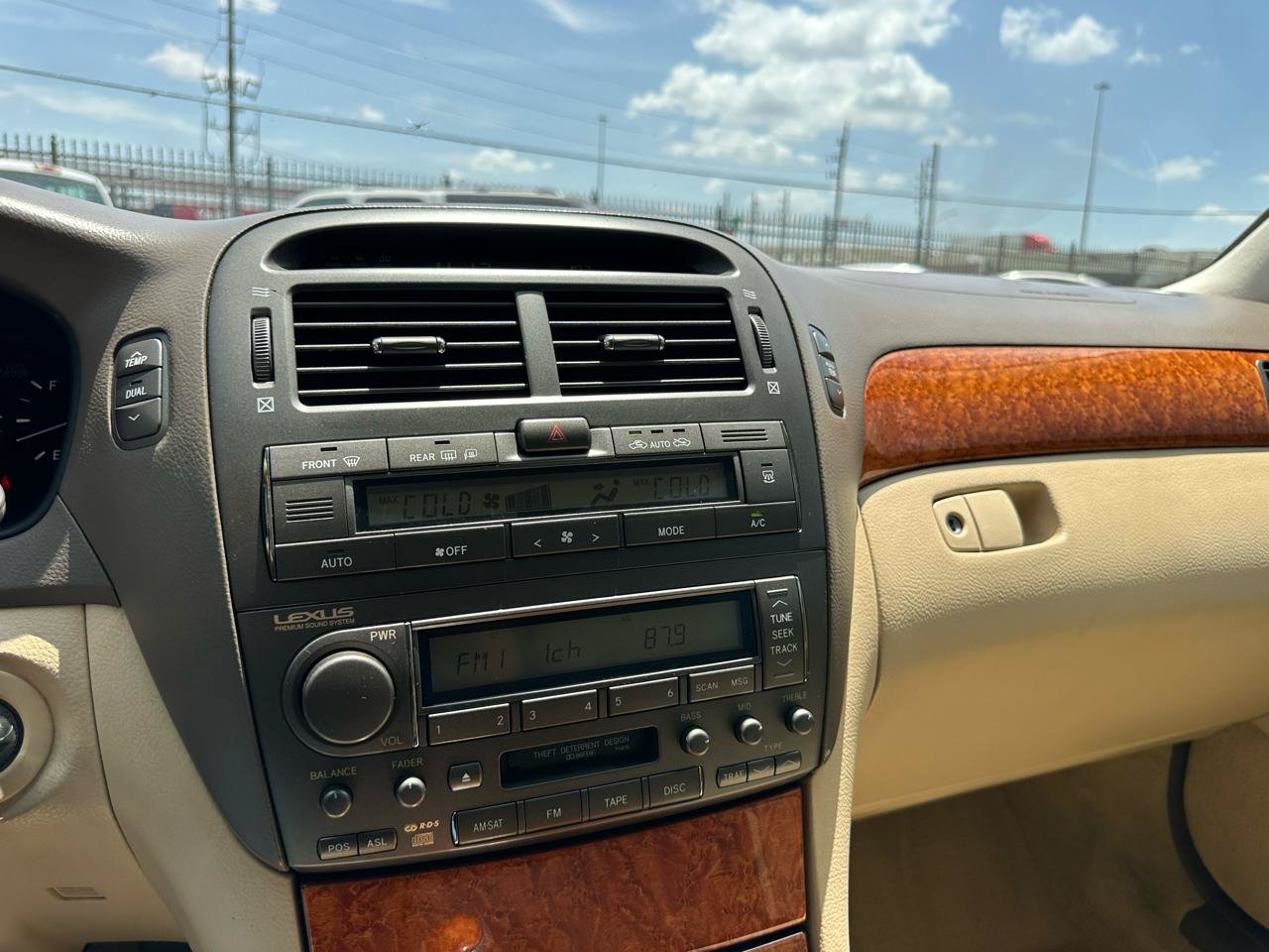 Used 2004 Lexus LS 430 w/ Premium Pkg RWD image 69