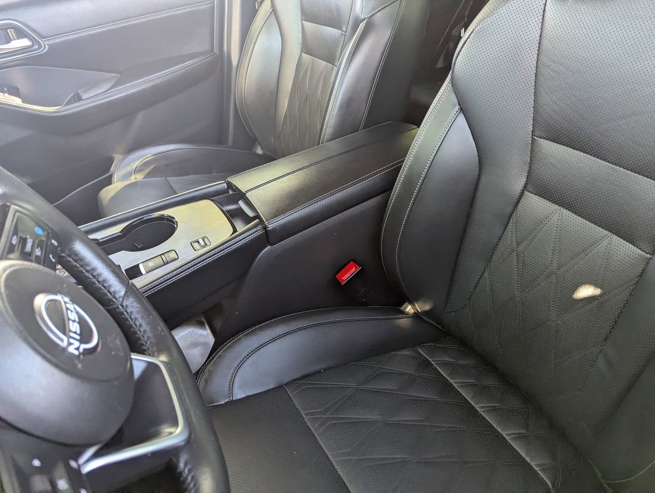 Certified 2024 Nissan Rogue Platinum w/ Platinum Premium Package image 20