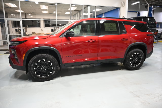New 2027 Chevrolet Traverse Z71 w/ Enhanced Driving Package AWD/4WD image 7