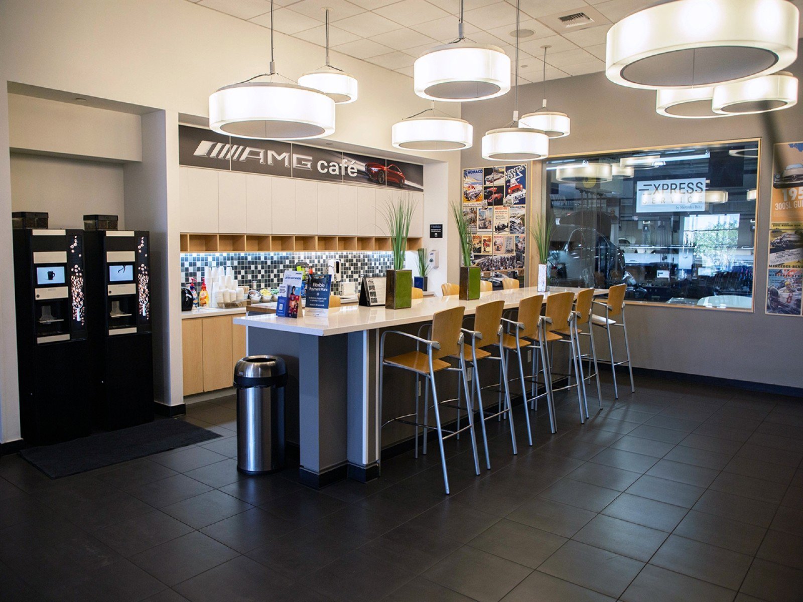 Used 2024 Mercedes-Benz C 300 Sedan image 31