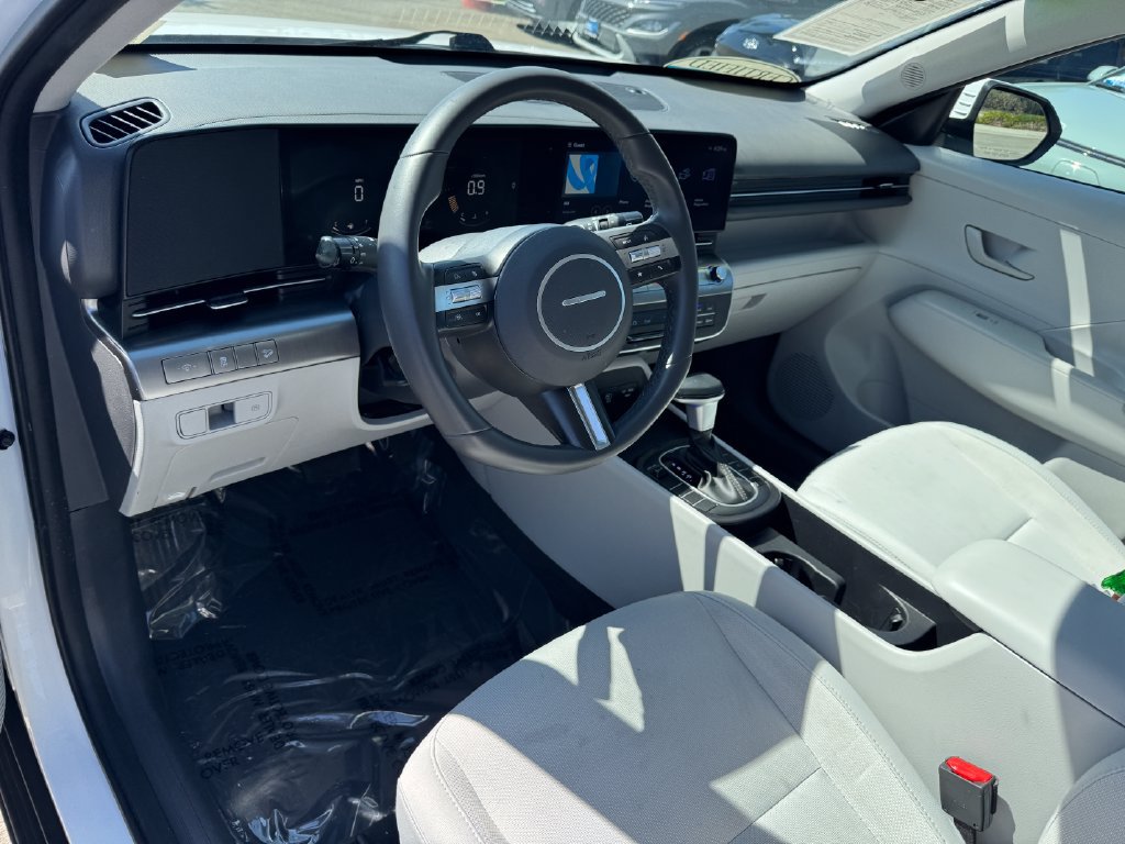 Certified 2025 Hyundai Kona SEL FWD image 20