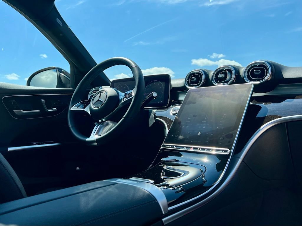 Certified 2023 Mercedes-Benz C 300 4MATIC Sedan image 16