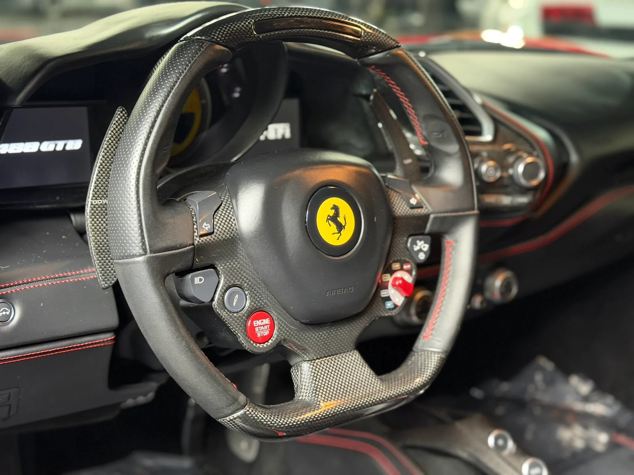 Used 2016 Ferrari 488 GTB RWD image 22