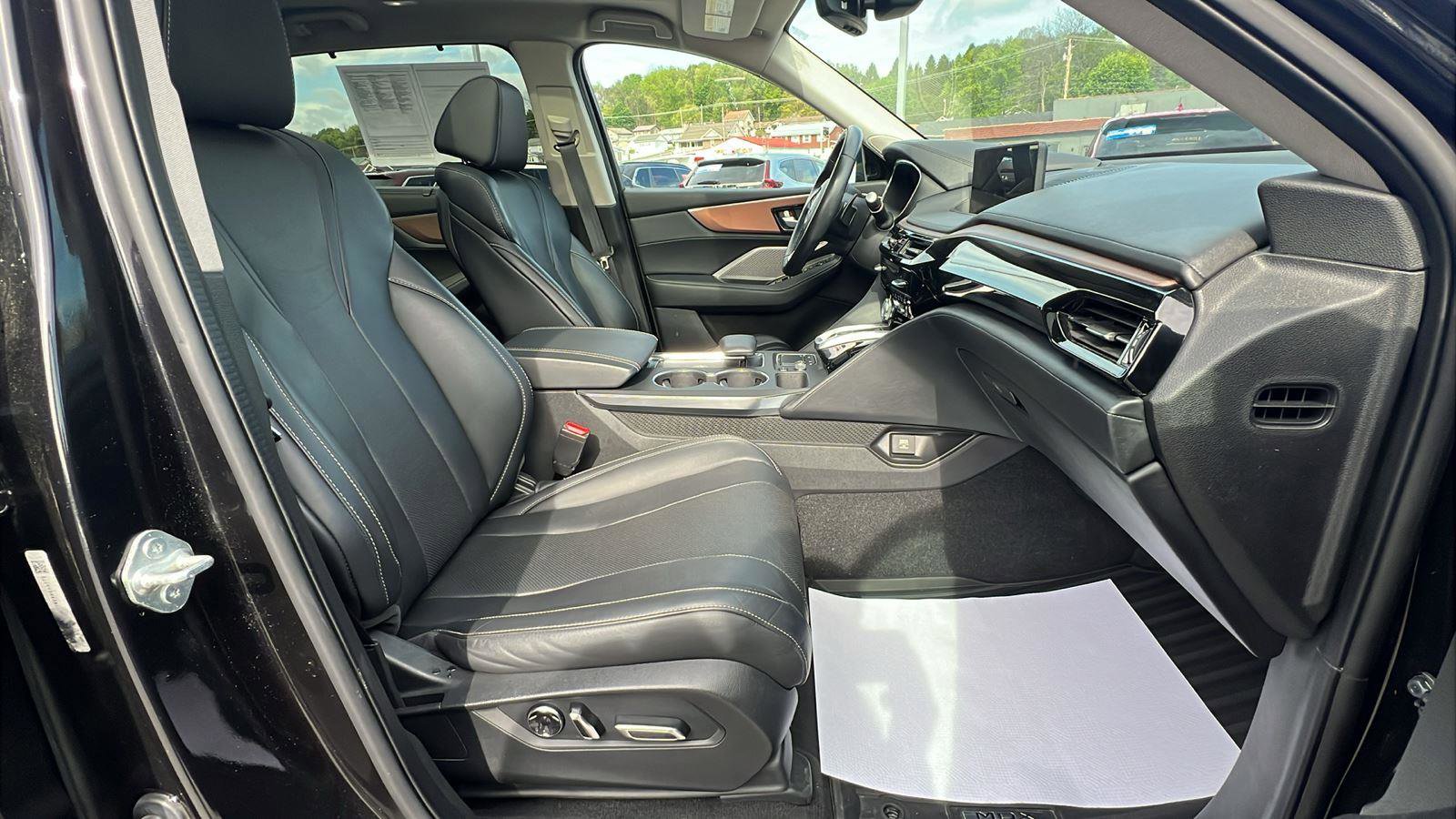 Used 2022 Acura MDX SH-AWD w/ Technology Package image 13