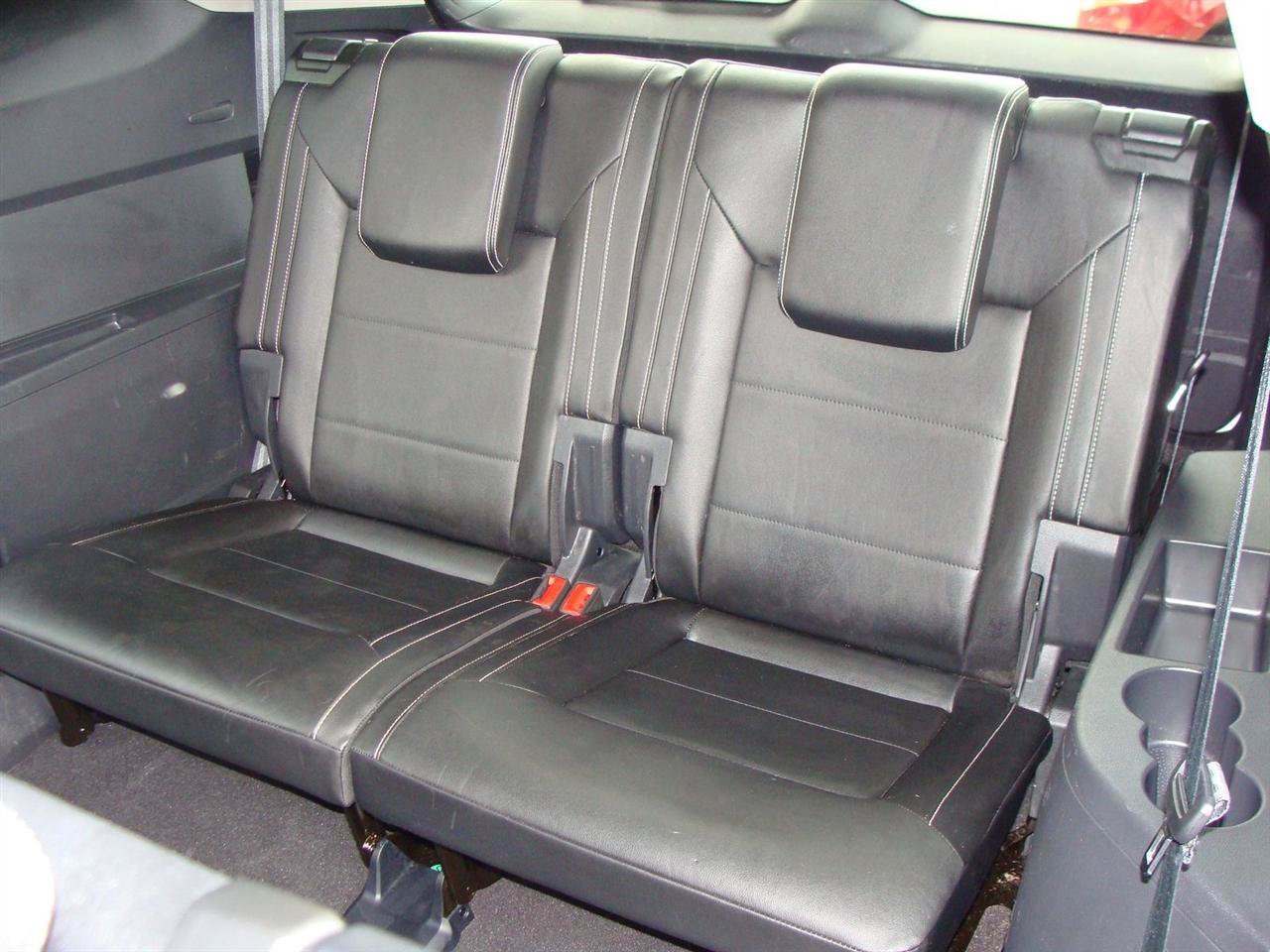 Used 2022 Volkswagen Atlas SE w/ Black Wheel Package FWD image 9