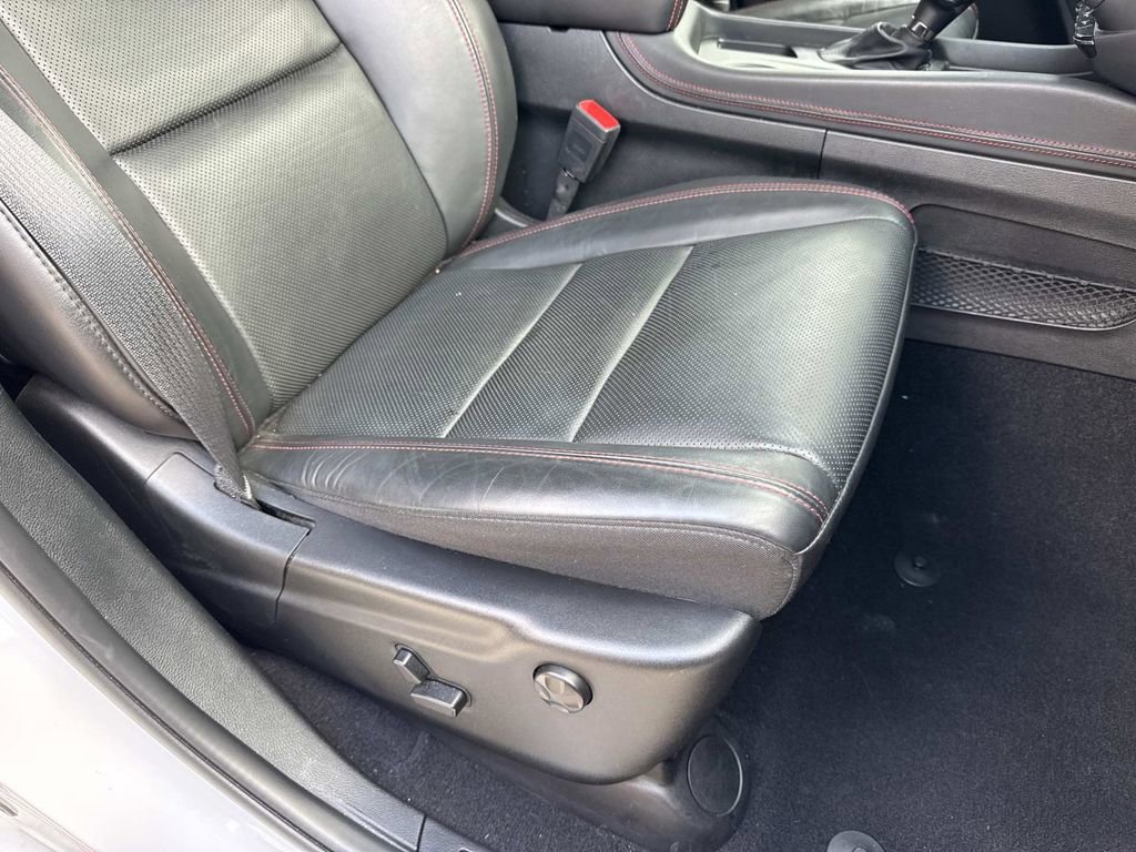 Used 2025 Dodge Durango GT image 24