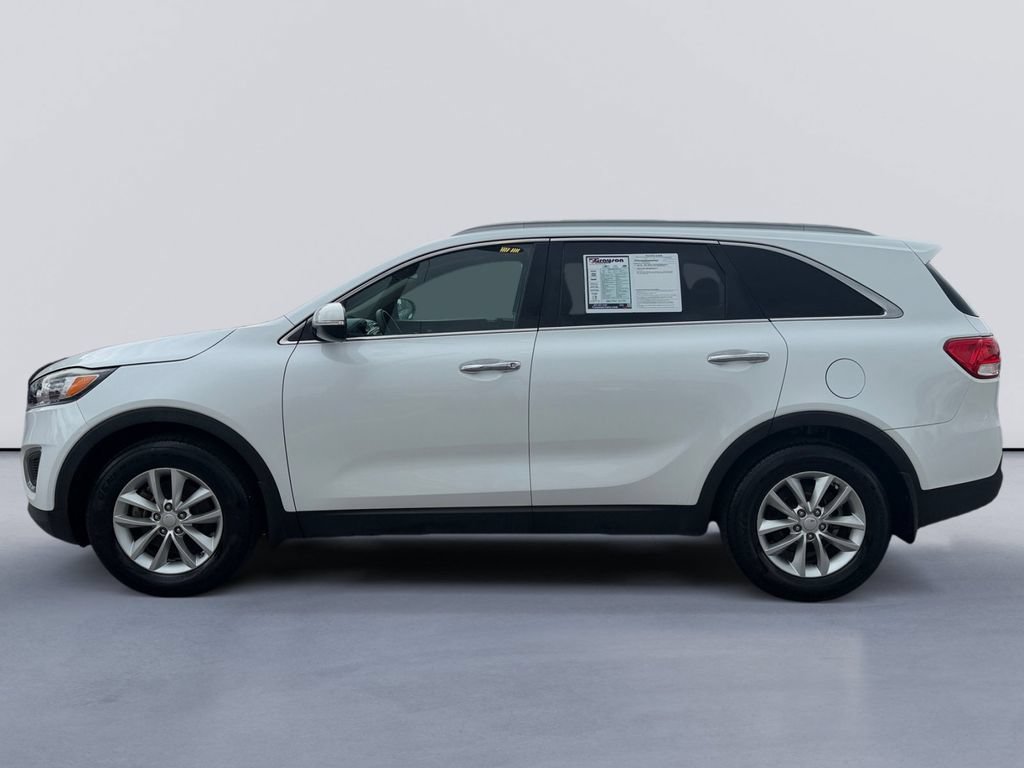 Used 2016 Kia Sorento FWD image 6