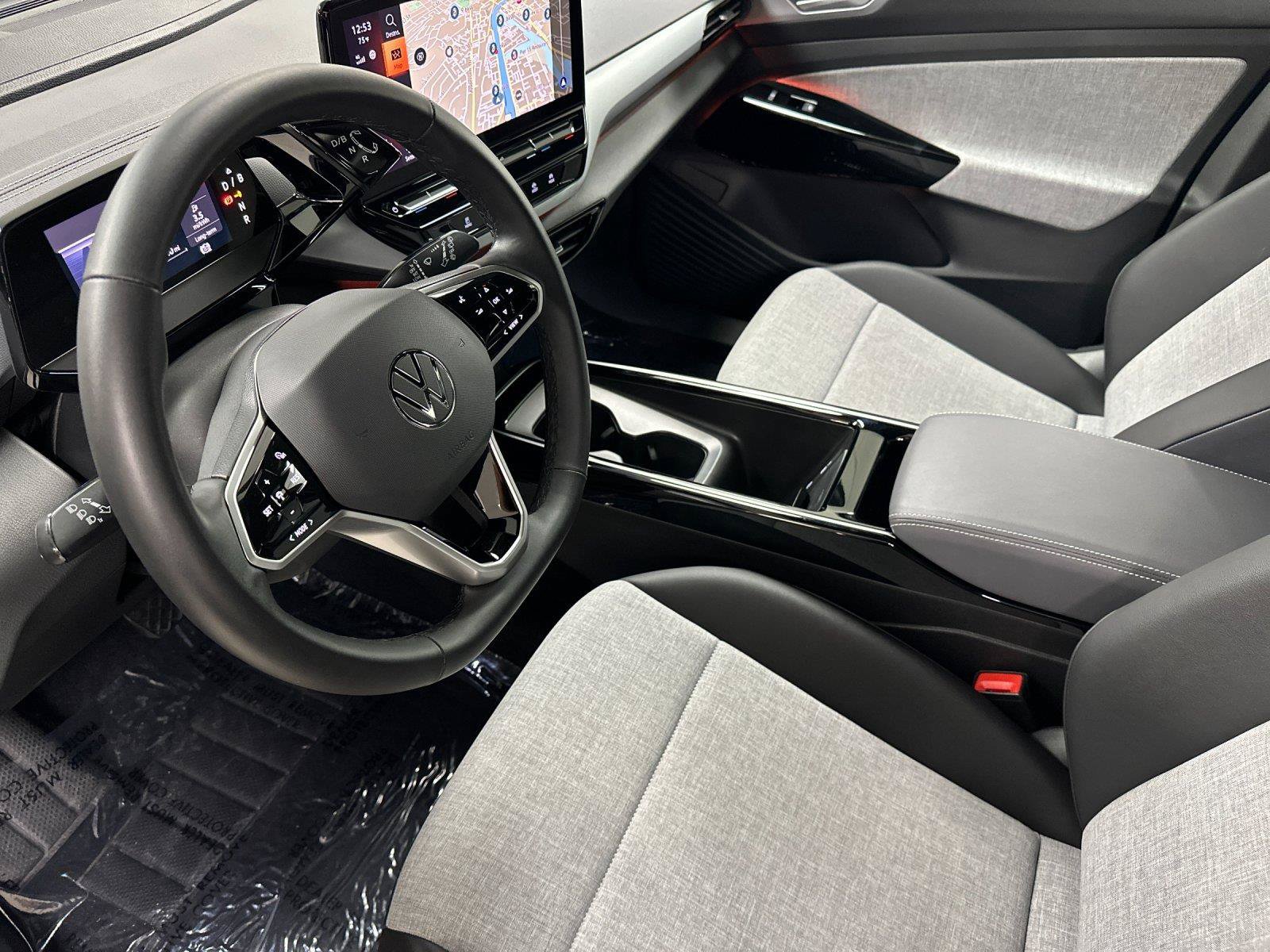 Used 2024 Volkswagen ID.4 2WD image 9