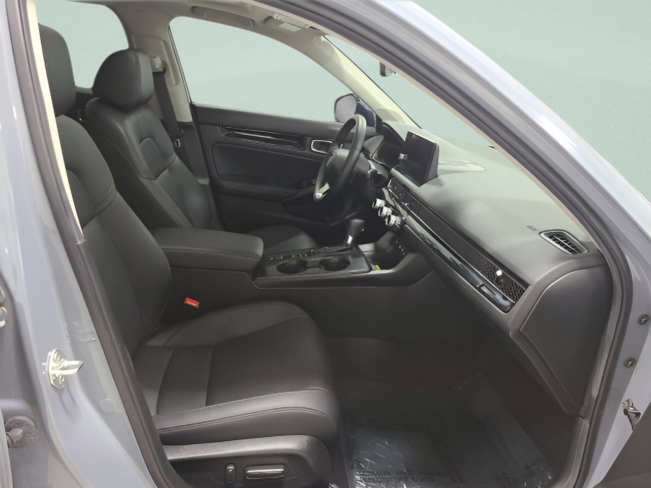 Used 2024 Honda Civic Touring image 14