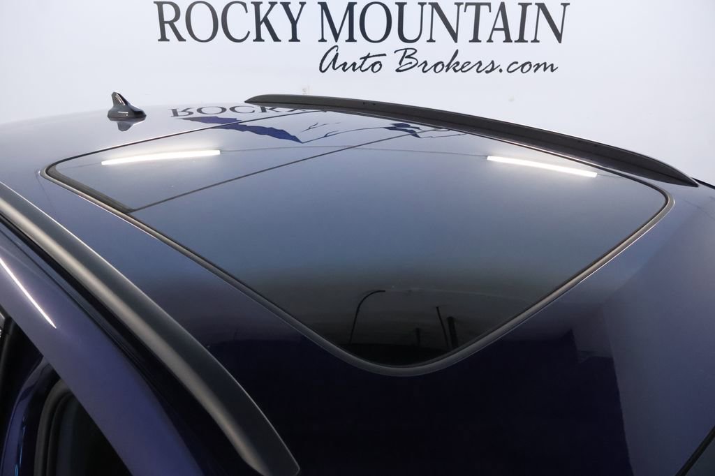 Used 2022 Audi Q4 e-tron Premium Plus w/ Premium Plus image 13