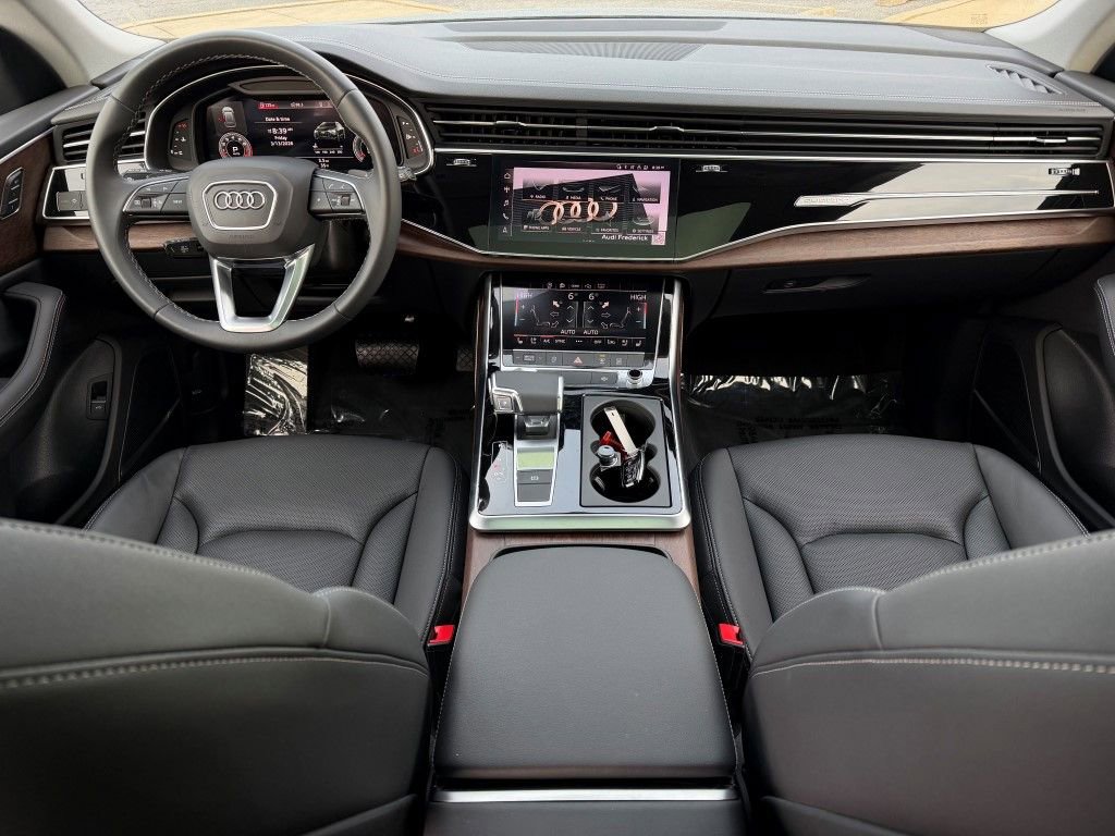 Certified 2023 Audi Q8 Premium Plus w/ Premium Plus Package image 2