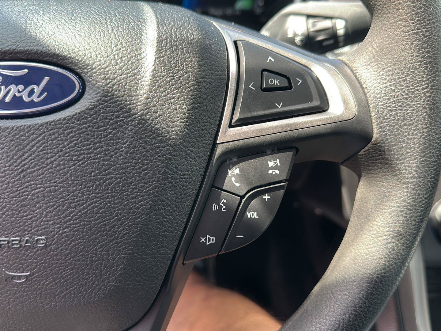 Used 2018 Ford Fusion S FWD image 23
