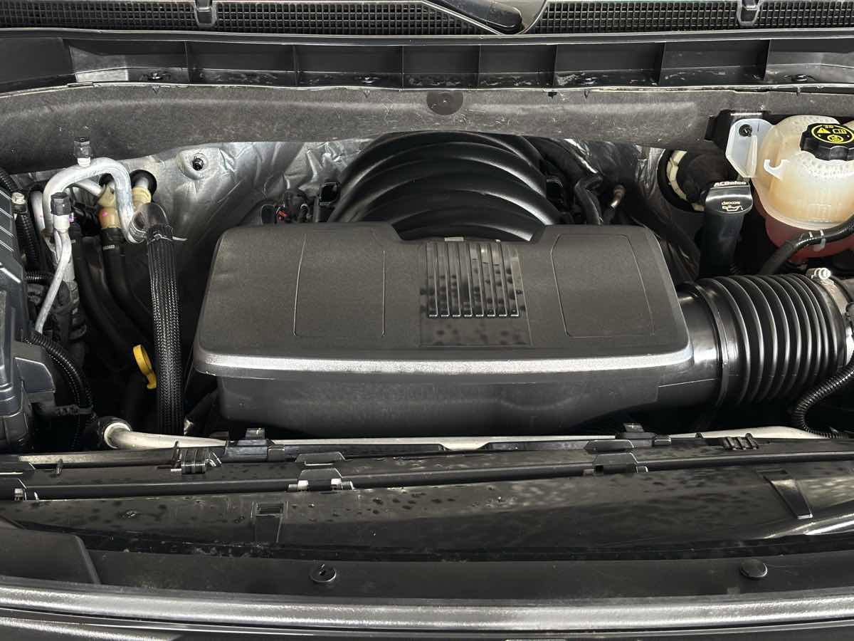Used 2023 GMC Yukon XL Denali AWD/4WD image 19