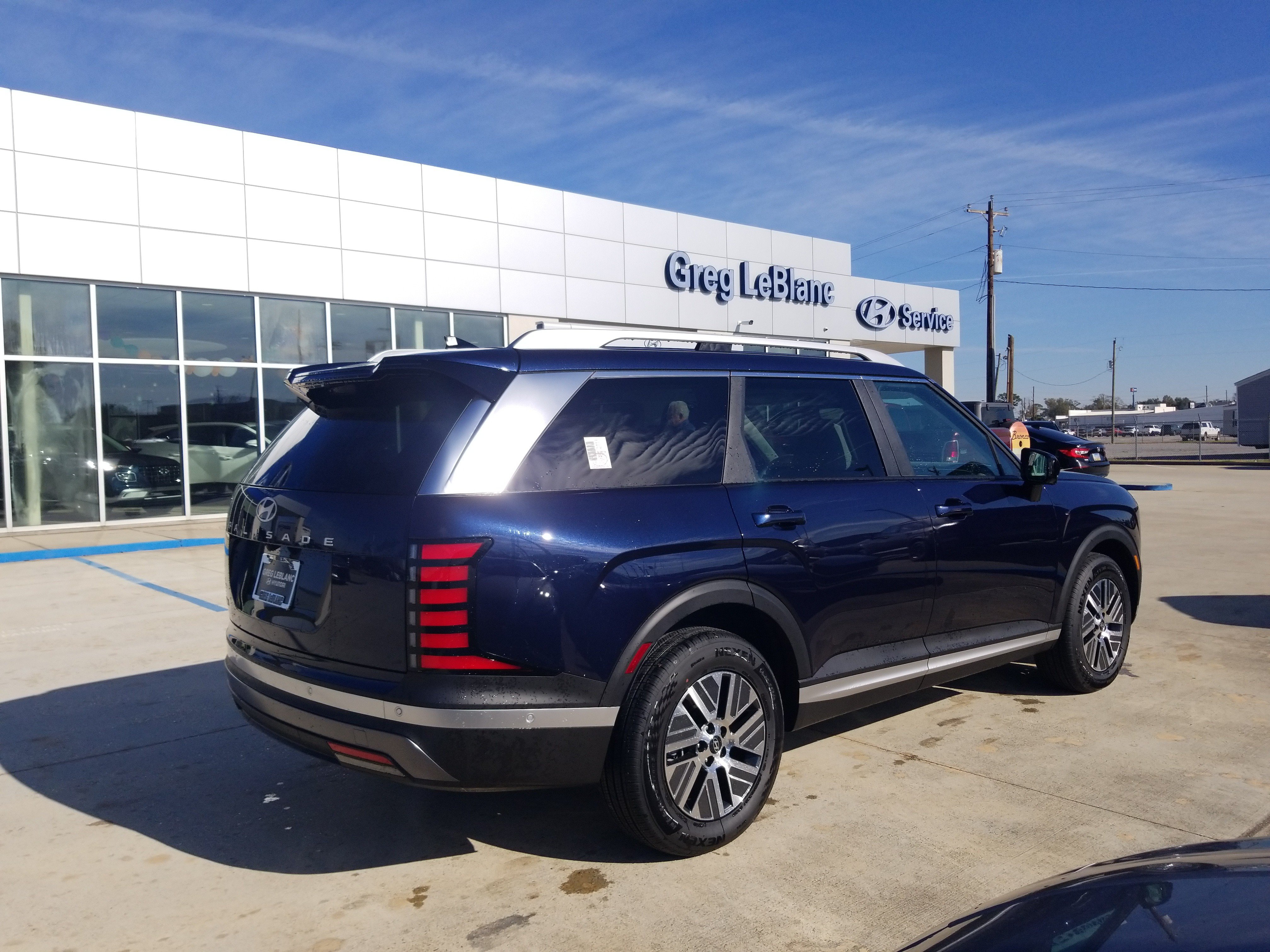 Used 2026 Hyundai Palisade SEL Premium FWD image 7