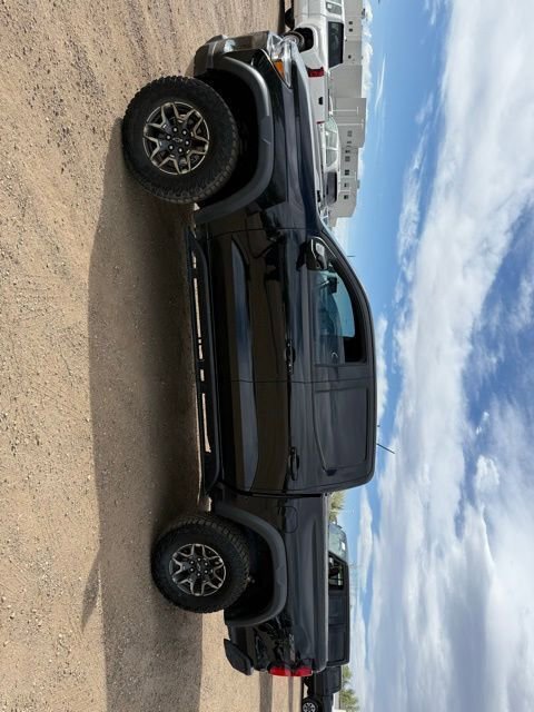 Used 2023 Chevrolet Colorado ZR2 w/ ZR2 Convenience Package III AWD/4WD image 2