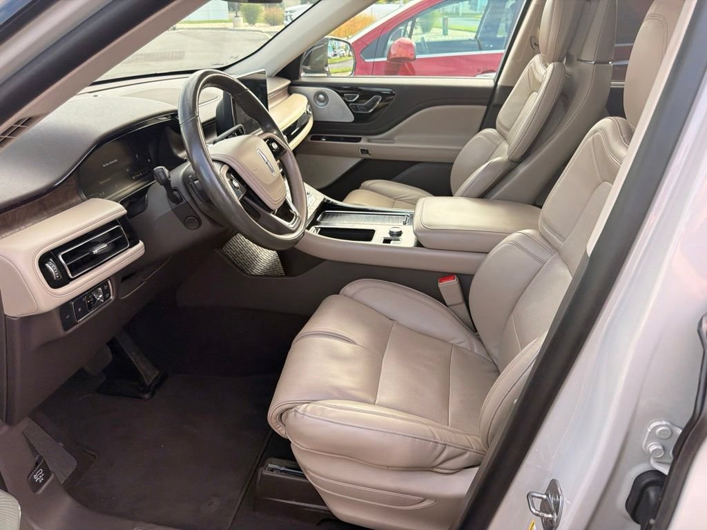 Used 2020 Lincoln Aviator Reserve w/ Equipment Group 202A AWD/4WD image 10