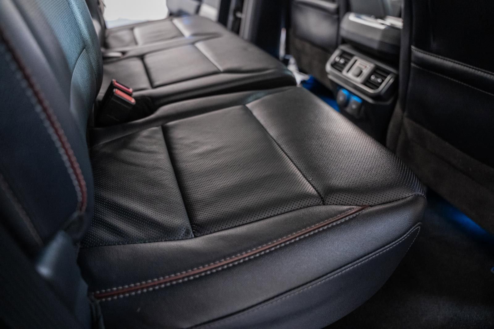 Used 2023 Ford F150 Lariat w/ Equipment Group 502A High image 39