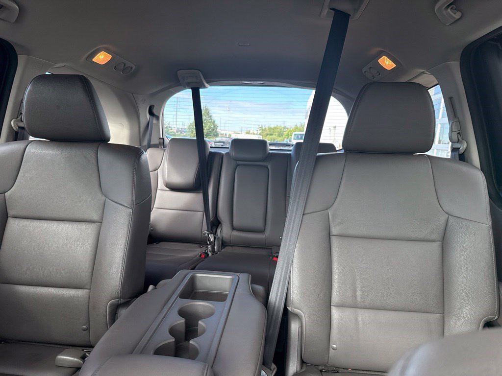 Used 2016 Honda Odyssey Touring image 14
