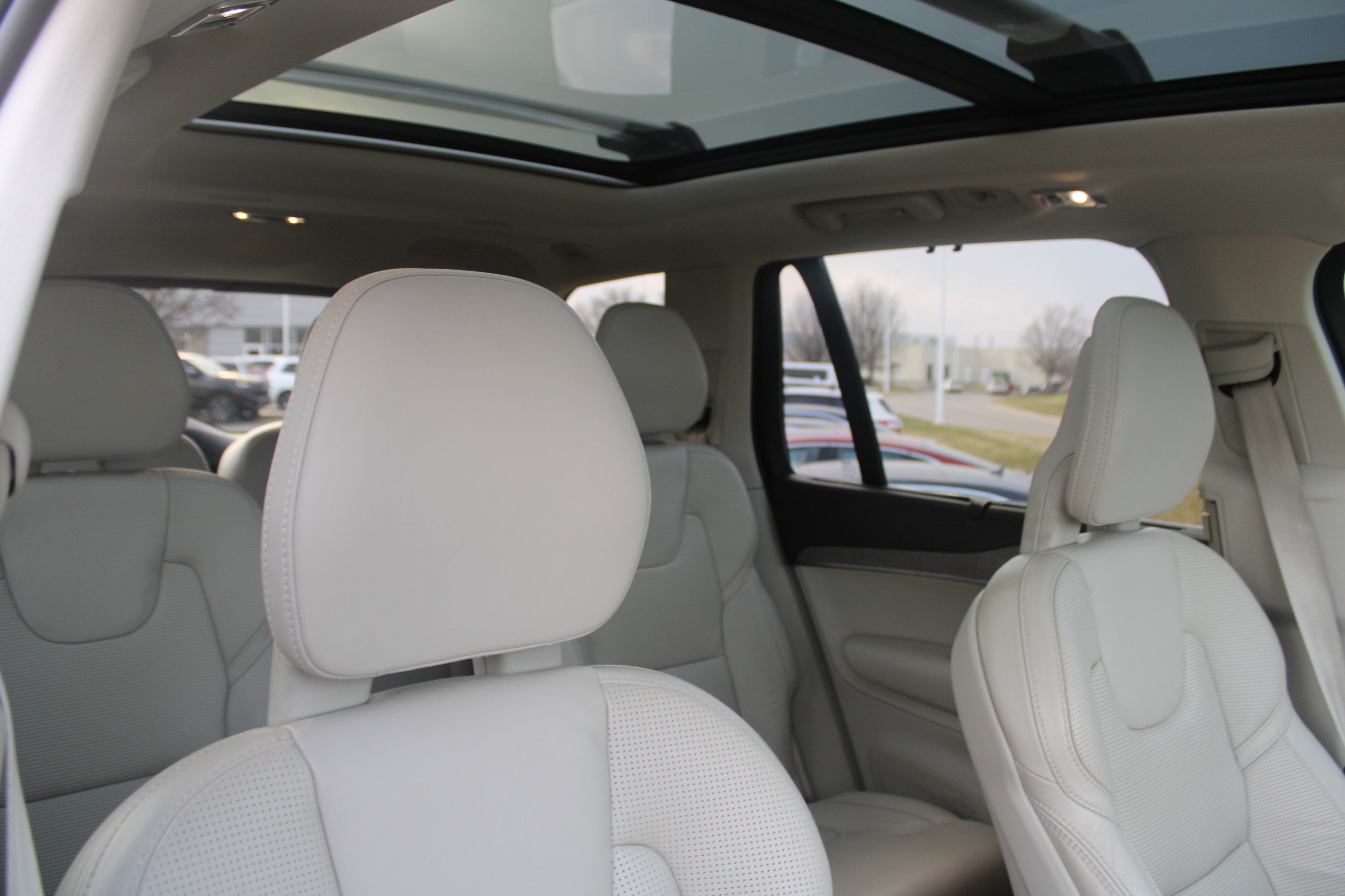 Used 2021 Volvo XC90 T8 Inscription w/ Advanced Package image 47