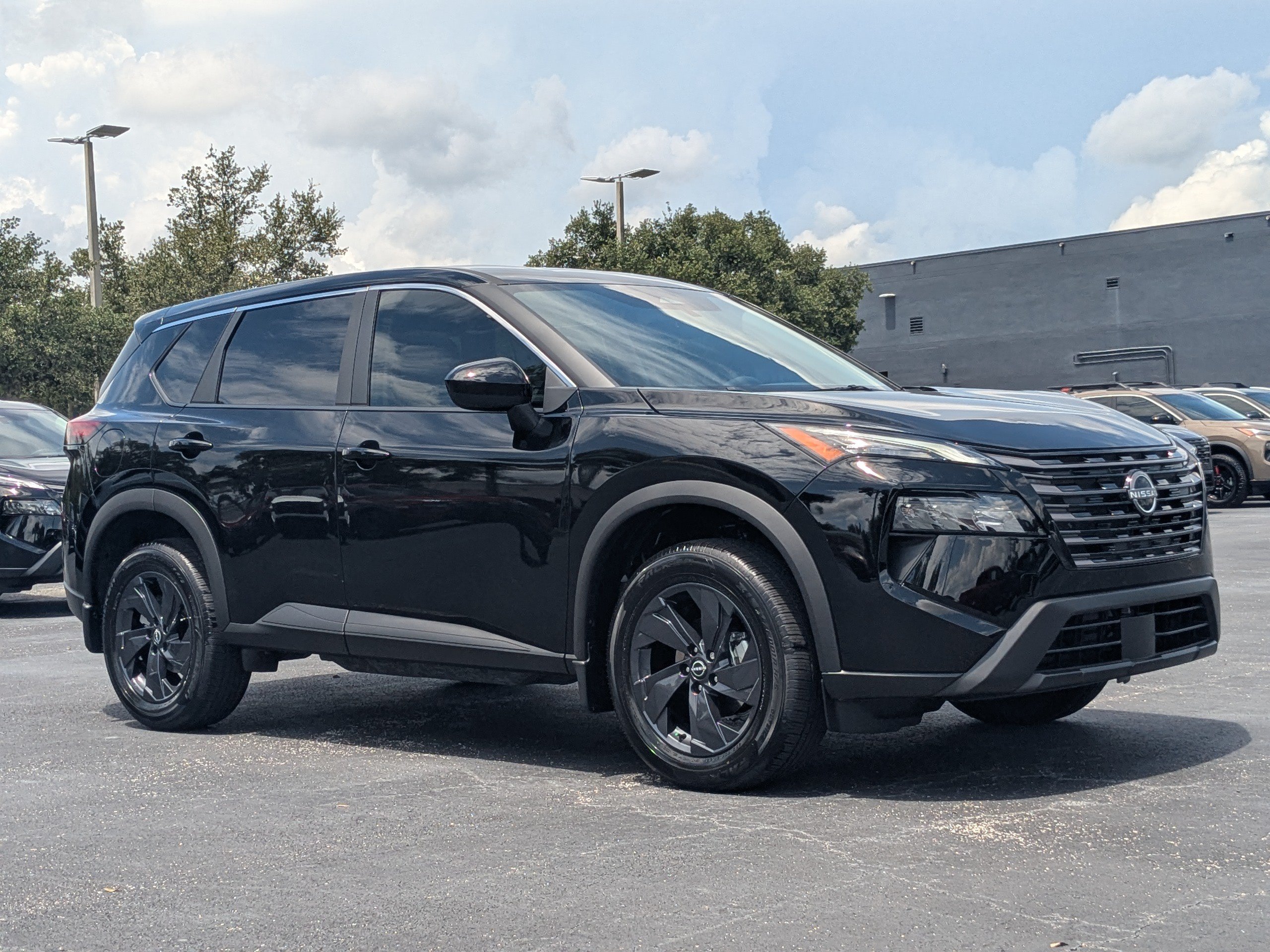 New 2026 Nissan Rogue SV FWD image 2