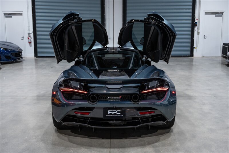 Used 2018 McLaren 720S Performance RWD image 34