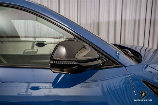 Used 2025 Lamborghini Urus SE AWD/4WD image 33