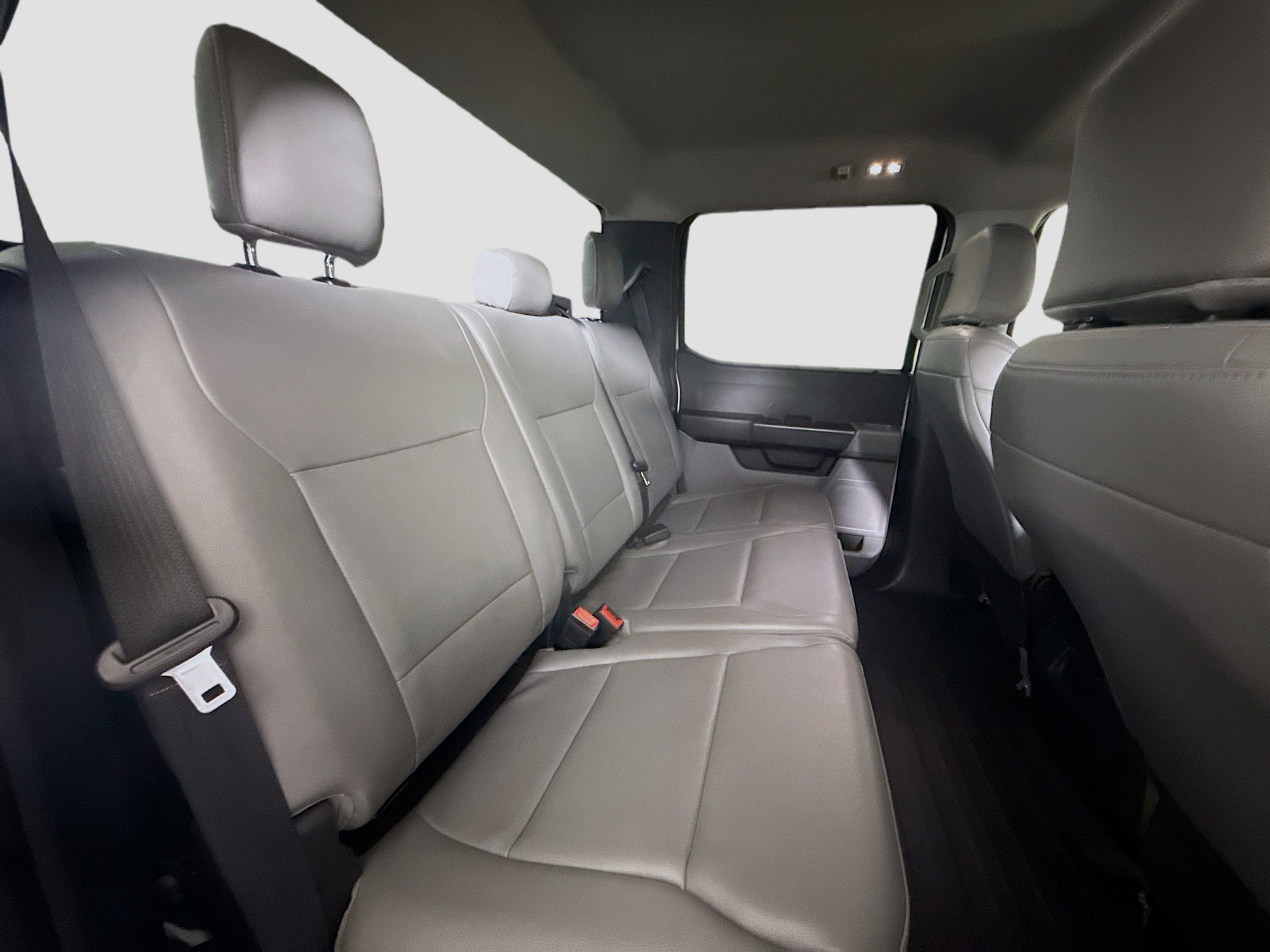 Used 2022 Ford F150 XL w/ Trailer Tow Package image 26