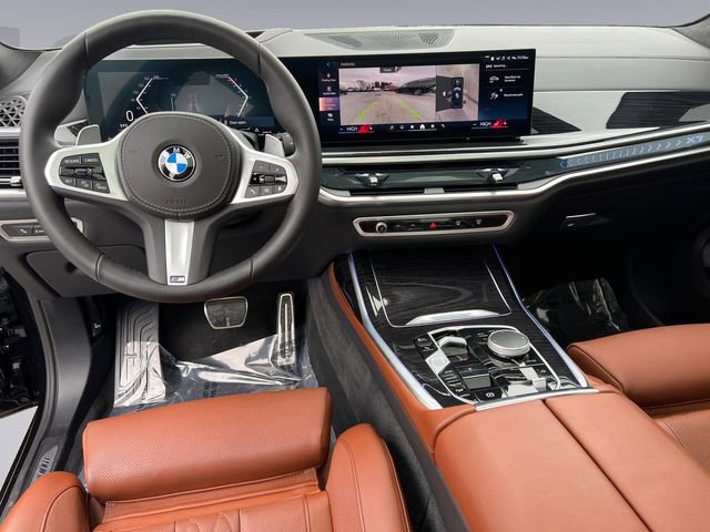 Used 2026 BMW X7 xDrive40i w/ M Sport Package AWD/4WD image 12