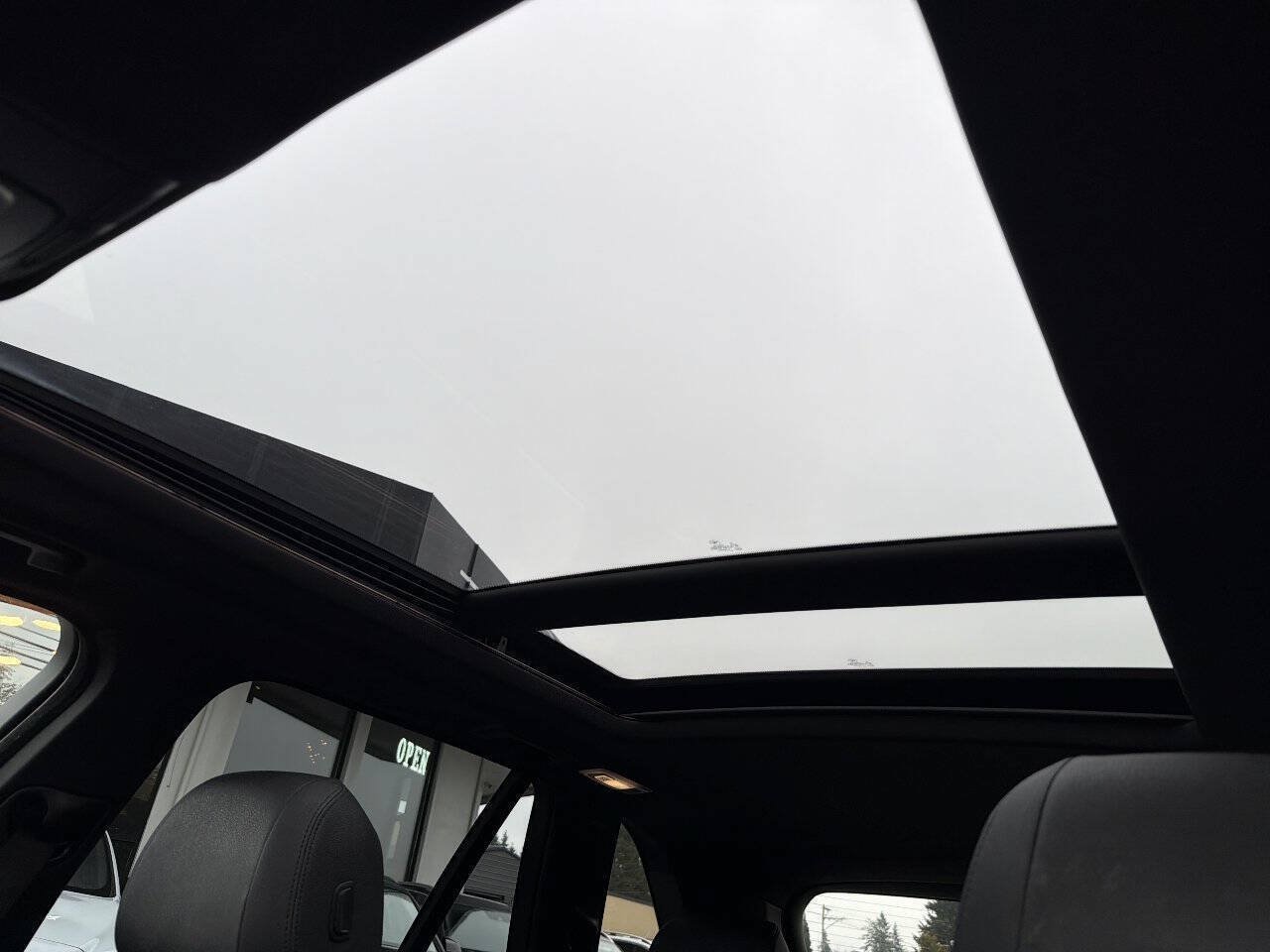 Used 2017 BMW X5 xDrive40e AWD/4WD image 34