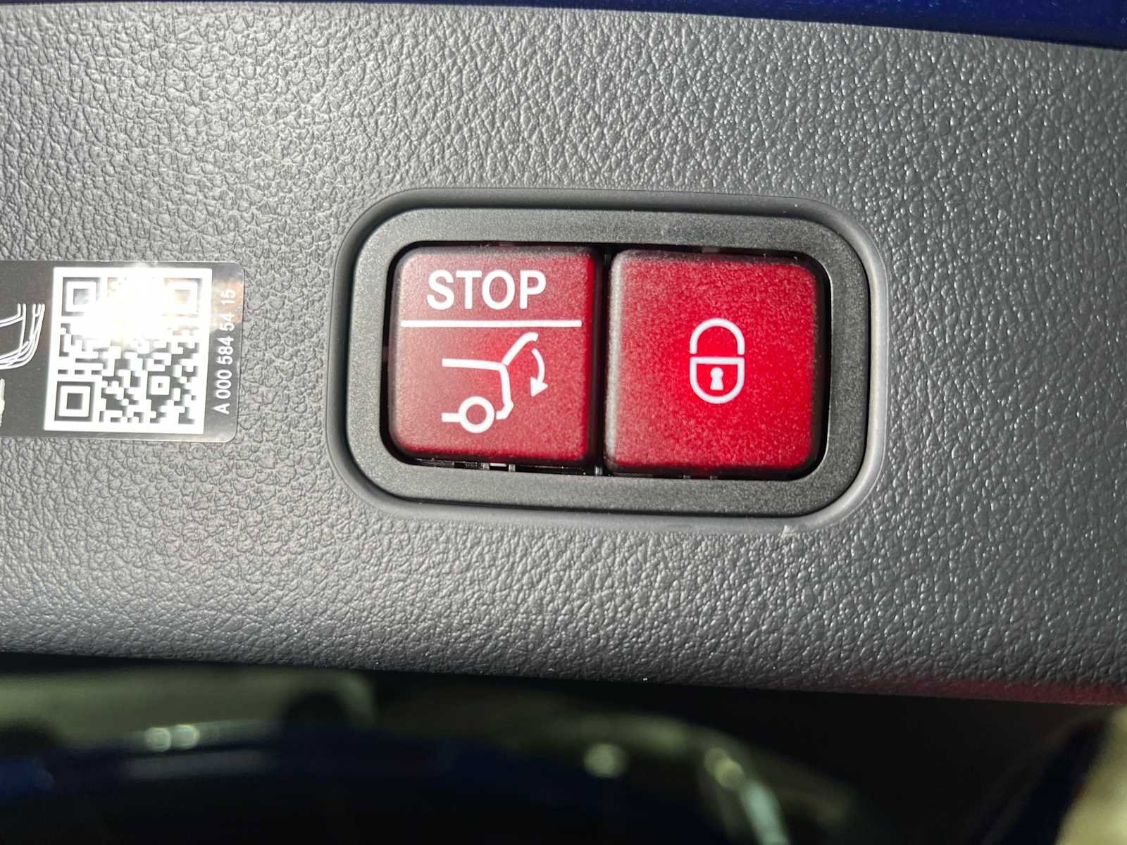 New 2025 Mercedes-Benz GLC 300 4MATIC image 16