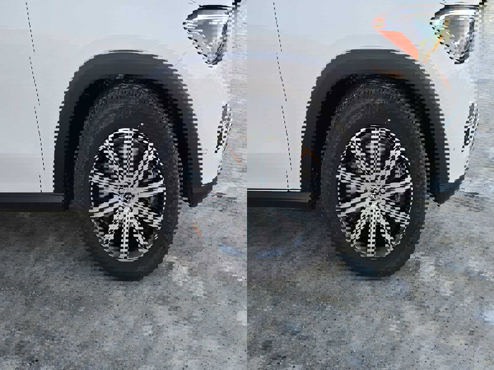 New 2026 Mercedes-Benz GLE 350 4MATIC image 9