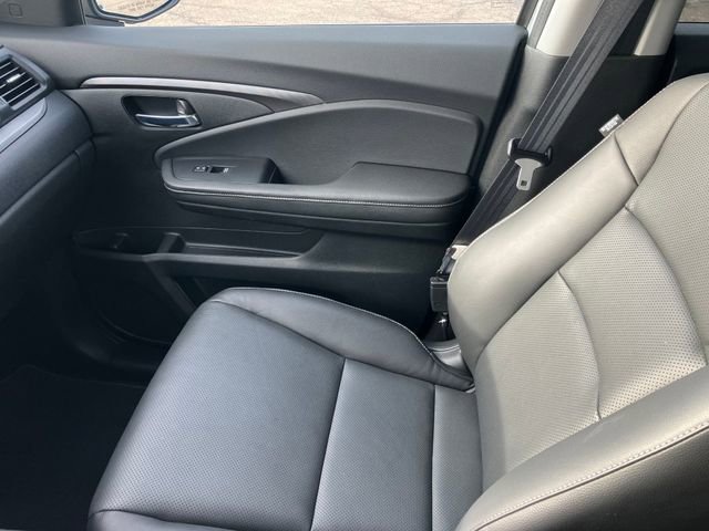 Used 2025 Honda Ridgeline RTL image 13