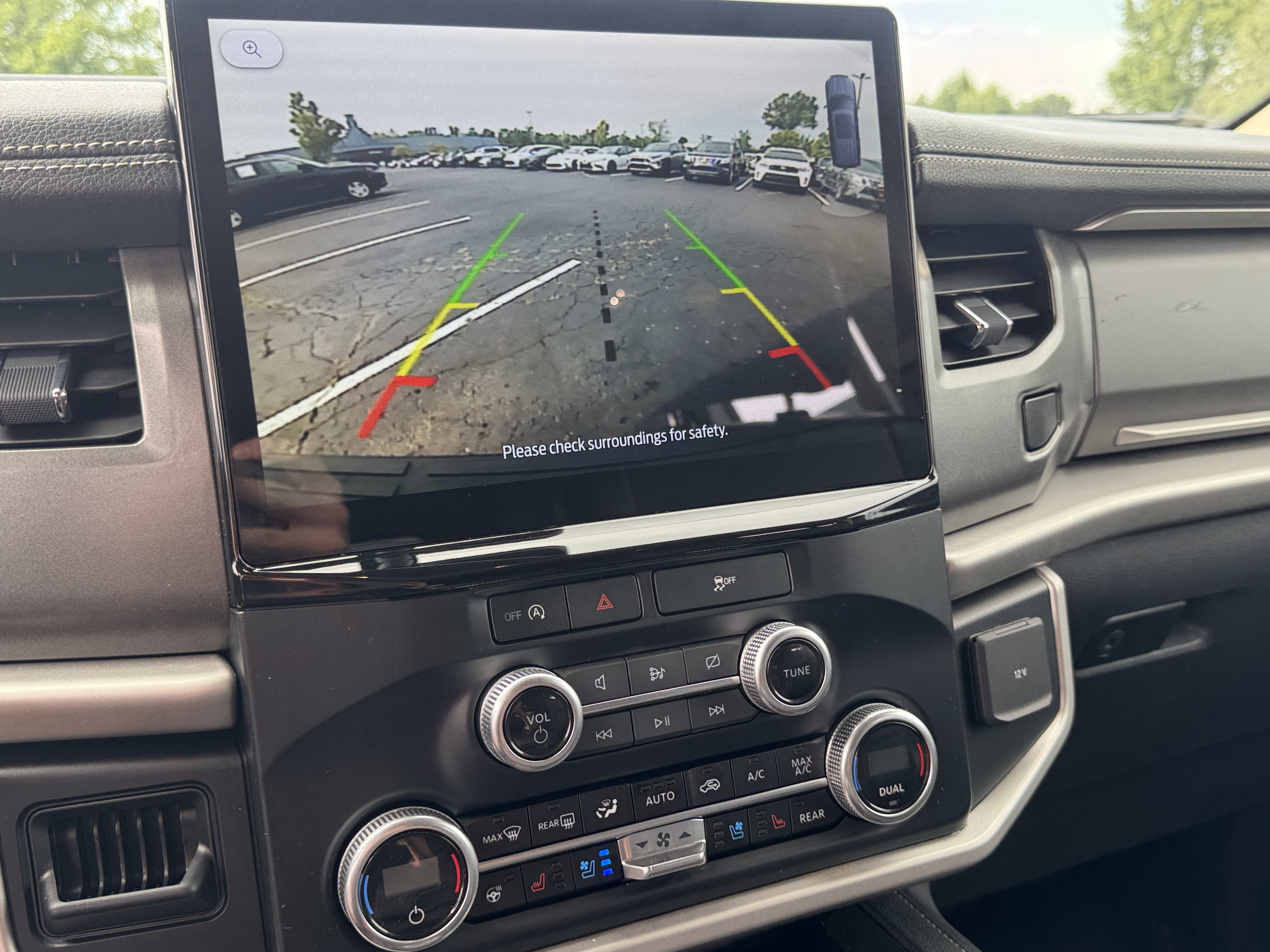 Used 2024 Ford Expedition Max XLT RWD image 27