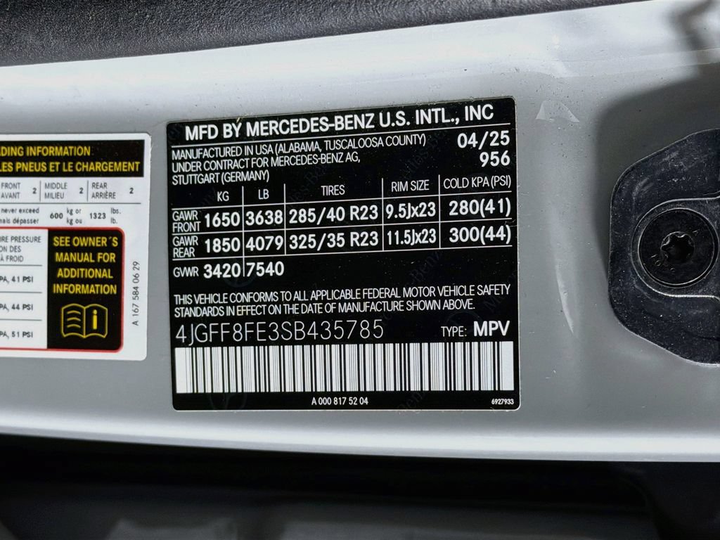 Used 2025 Mercedes-Benz GLS 580 4MATIC image 35