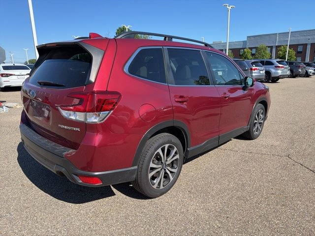 Used 2020 Subaru Forester Limited w/ Popular Package #3 AWD/4WD image 3
