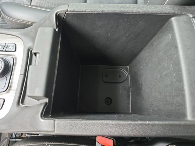 Used 2021 GMC Acadia SLT w/ Premium Package image 25