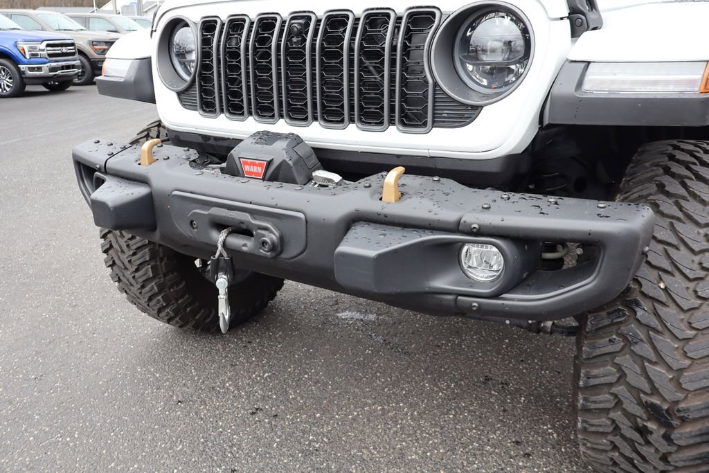 Used 2025 Jeep Wrangler Unlimited Rubicon 392 image 14
